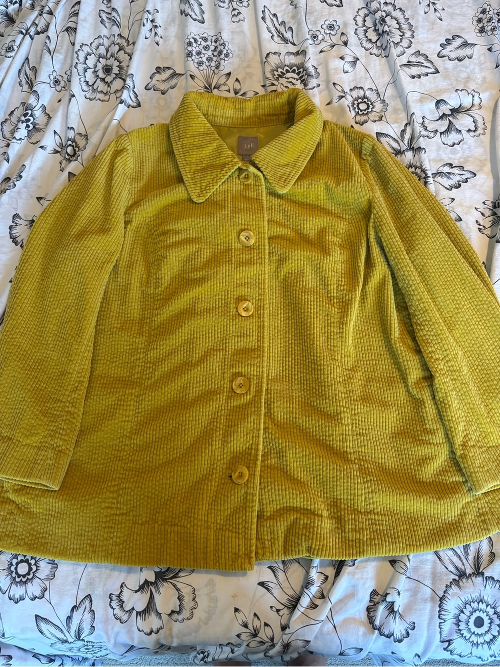 Women’s Corduroy Button-Up Coat - Yellow